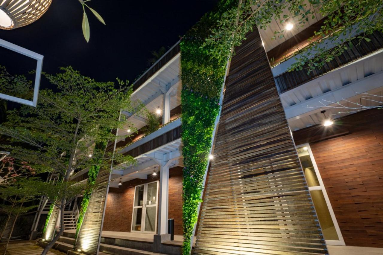 Good Cheer Hostel Lembongan Exterior photo