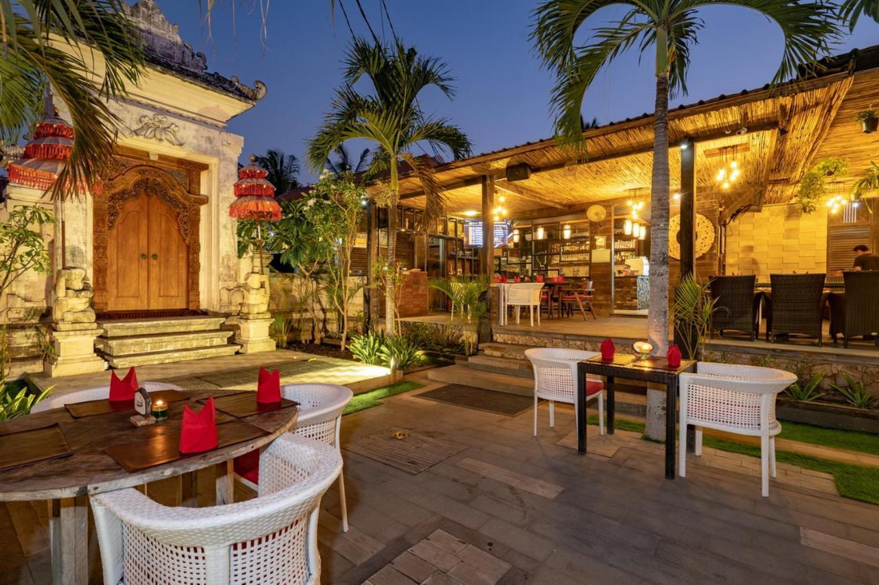 Good Cheer Hostel Lembongan Exterior photo